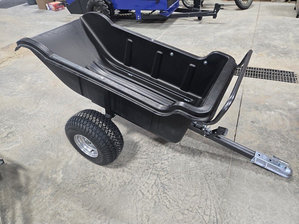 RR630 Single Axle Formed Plastic Dump Trailer